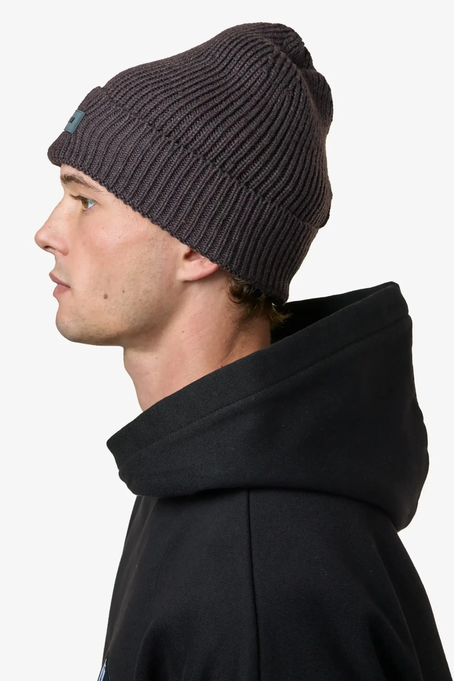 Pegador Logo Rubber Beanie Heavy Knit Dark Brown Black 4 Pegador Logo Rubber Beanie Heavy Knit Dark Brown Black - Image 4