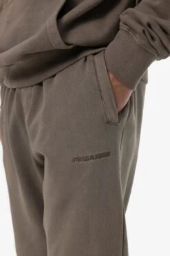 Logo Heavy Sweat Jogger Vintage Dust Brown -Pegador Sale Store 24055 PEGADOR Q4 Drop 1340 4d6347ae 47d1 4aa8 8883 8228b61ea43a