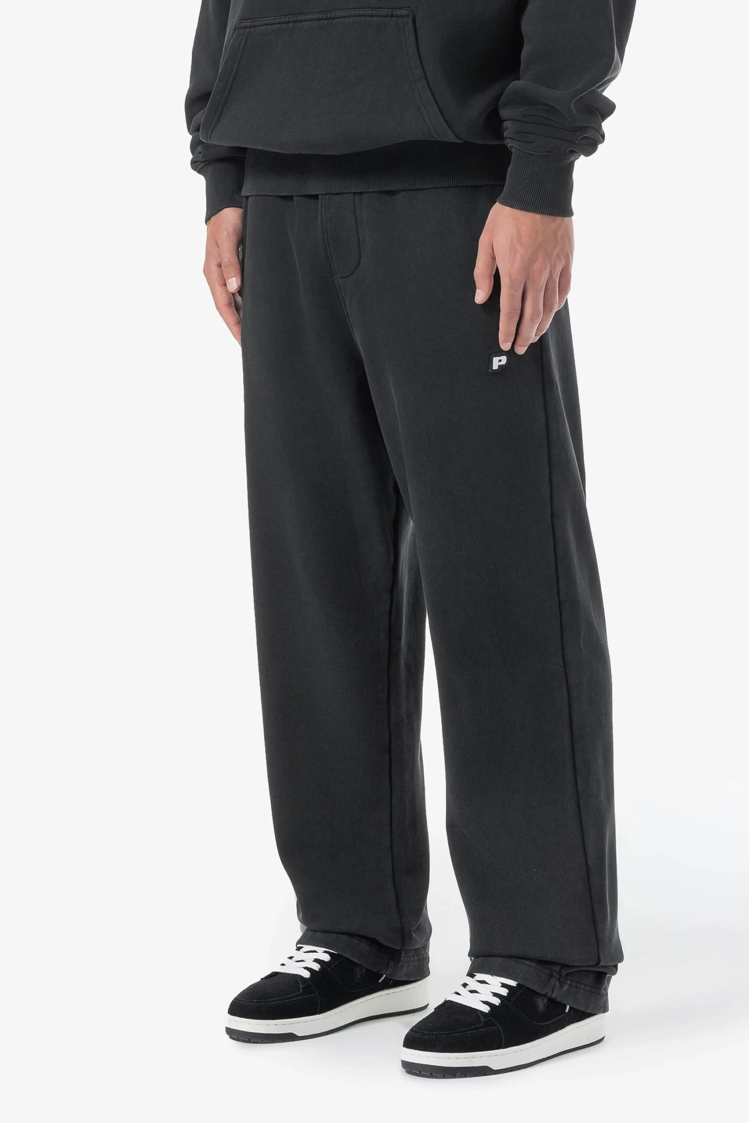 Leono Loose Sweat Pants Vintage Black 3 Leono Loose Sweat Pants Vintage Black - Image 3