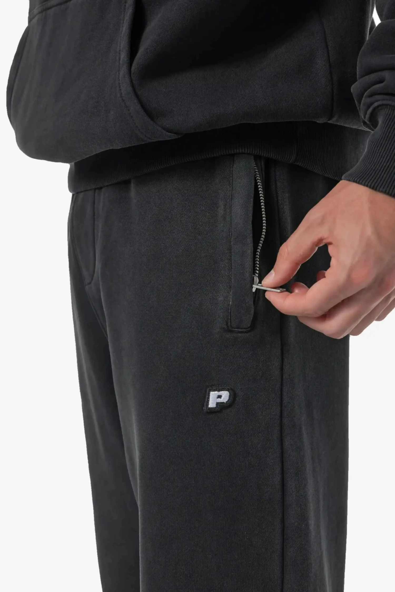 Leono Loose Sweat Pants Vintage Black 5 Leono Loose Sweat Pants Vintage Black - Image 5