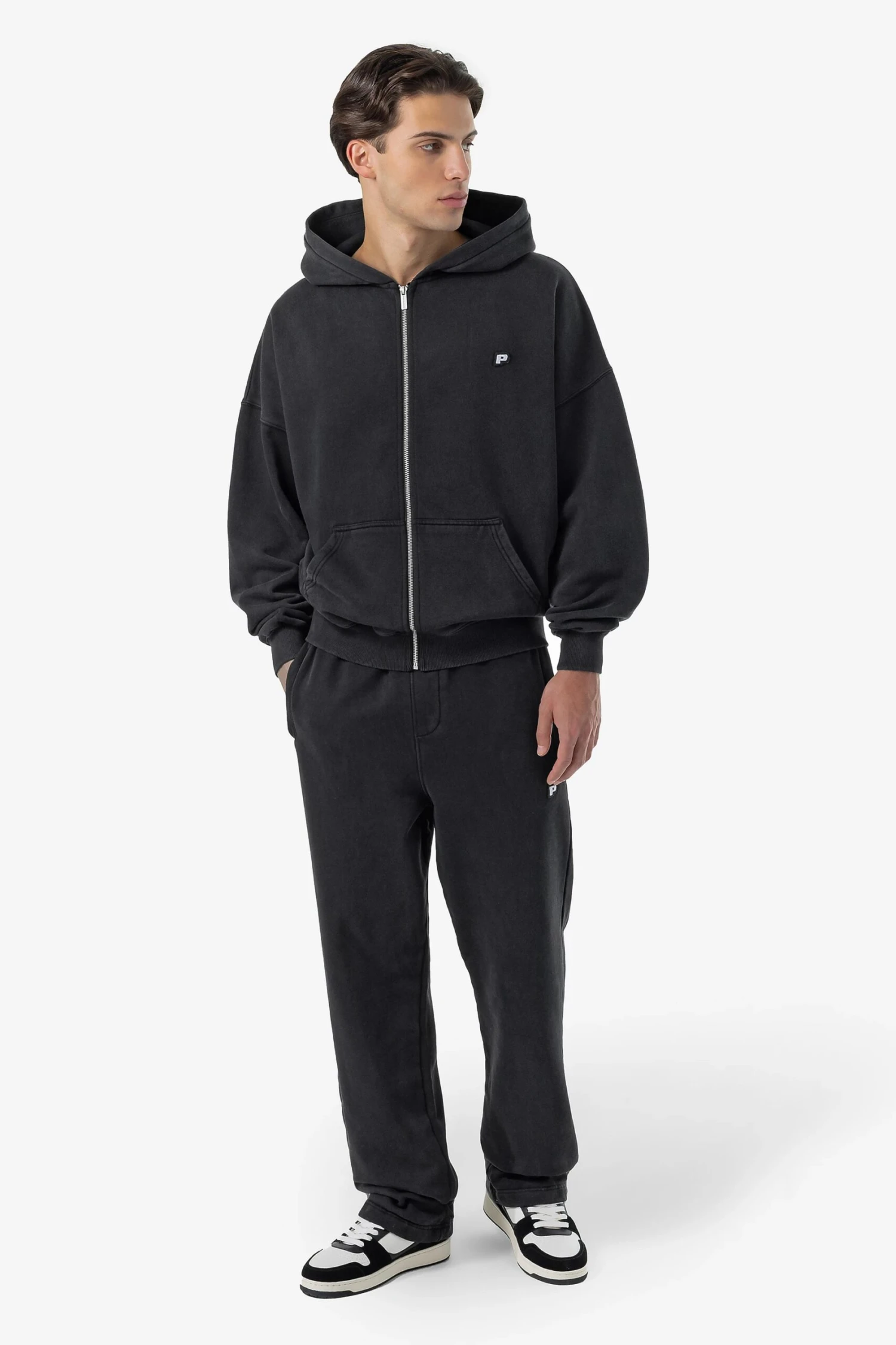 Leono Loose Sweat Pants Vintage Black 2 Leono Loose Sweat Pants Vintage Black - Image 2