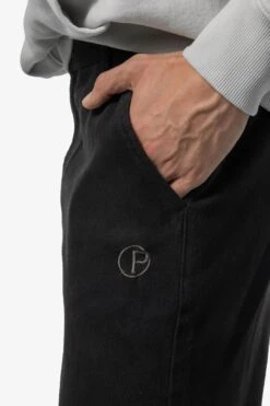 Garnet Wide Cargo Pants Black 12 Garnet Wide Cargo Pants Black -Pegador Sale Store 24055 PEGADOR Q4 Drop 1929