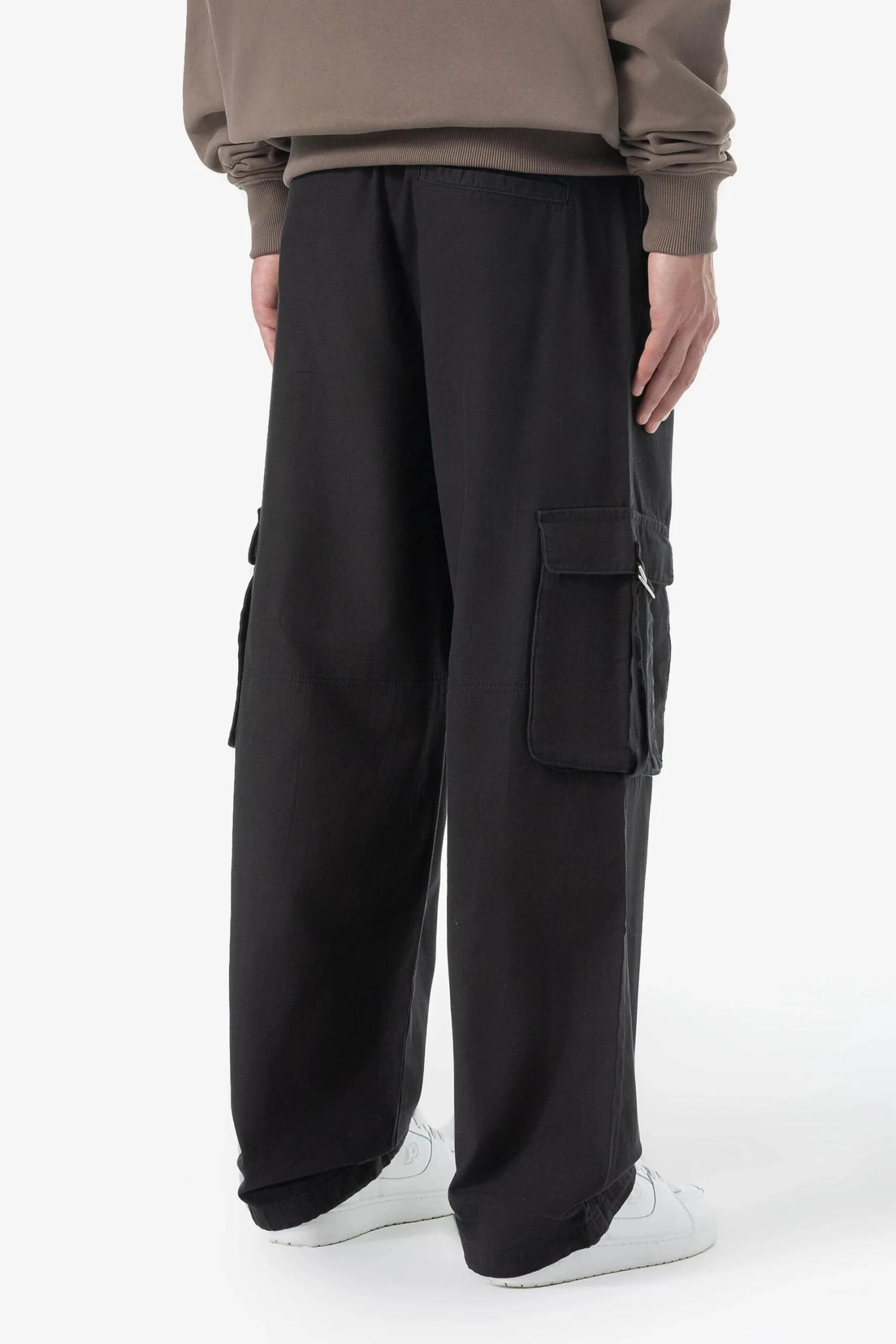 Strath Cargo Parachute Pants Black 4 Strath Cargo Parachute Pants Black - Image 4