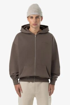 Colne Logo Oversized Sweat Jacket Washed Dust Brown 8 Colne Logo Oversized Sweat Jacket Washed Dust Brown -Pegador Sale Store 24055 PEGADOR Q4 Drop 2421
