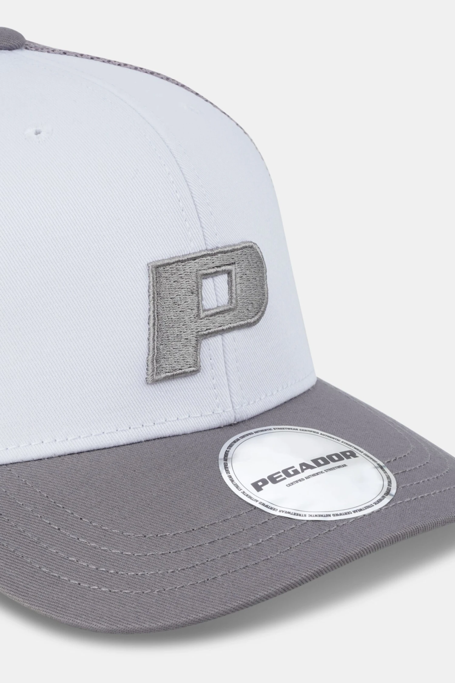 Pegador P Logo Baseball Trucker Cap White Cool Grey 4 Pegador P Logo Baseball Trucker Cap White Cool Grey - Image 4
