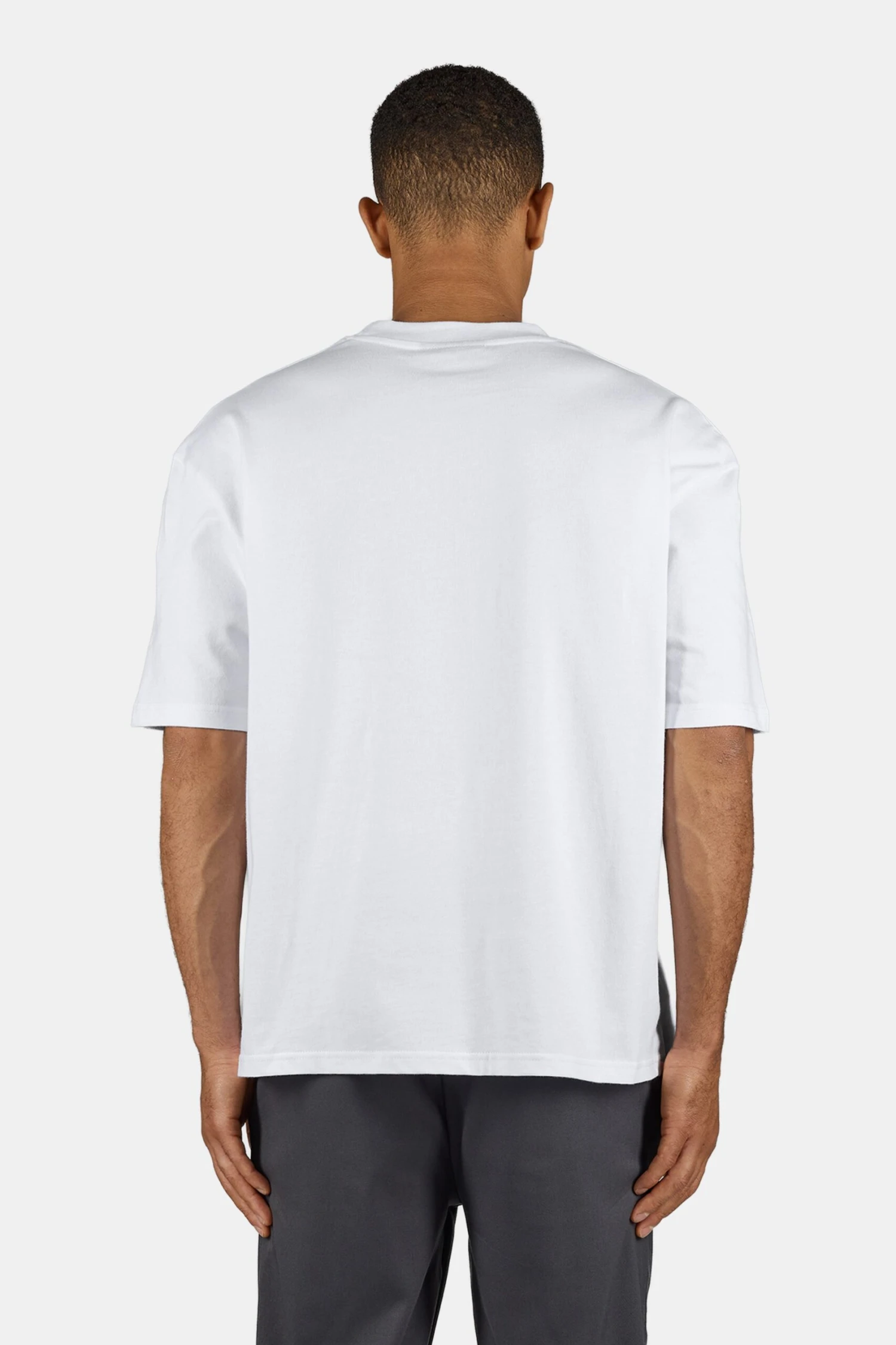 Carlon Oversized Tee White 4 Carlon Oversized Tee White - Image 4
