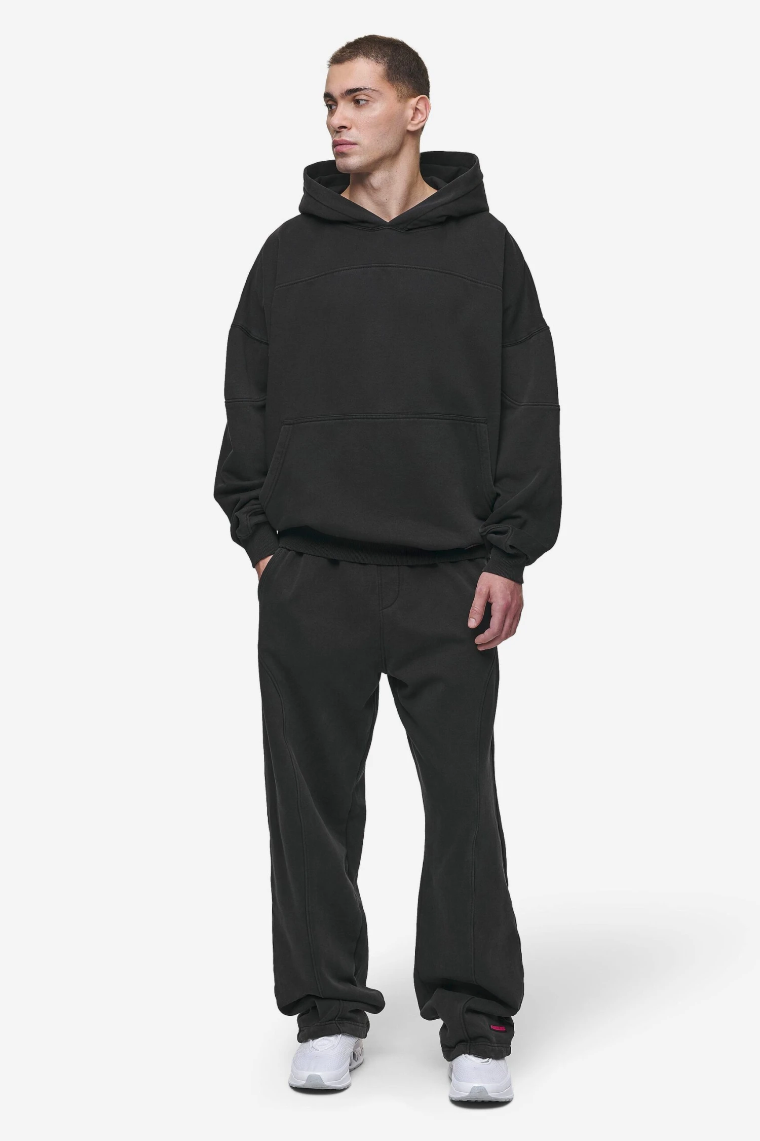 Conven Loose Sweat Pants Vintage Black 2 Conven Loose Sweat Pants Vintage Black - Image 2