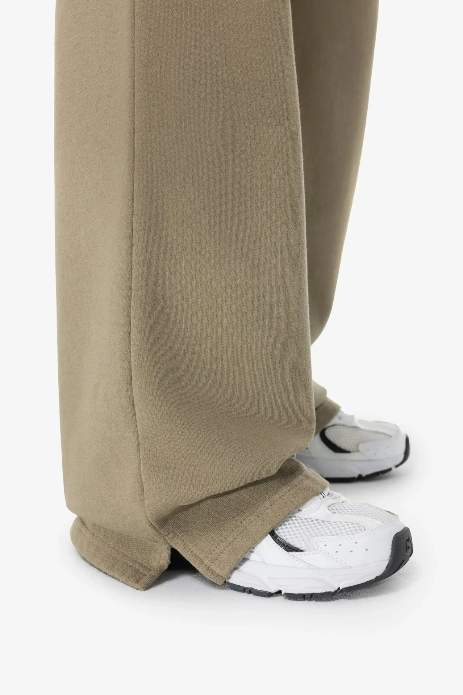 Namy Cargo Sweat Pants Washed Desert Taupe 6 Namy Cargo Sweat Pants Washed Desert Taupe - Image 6