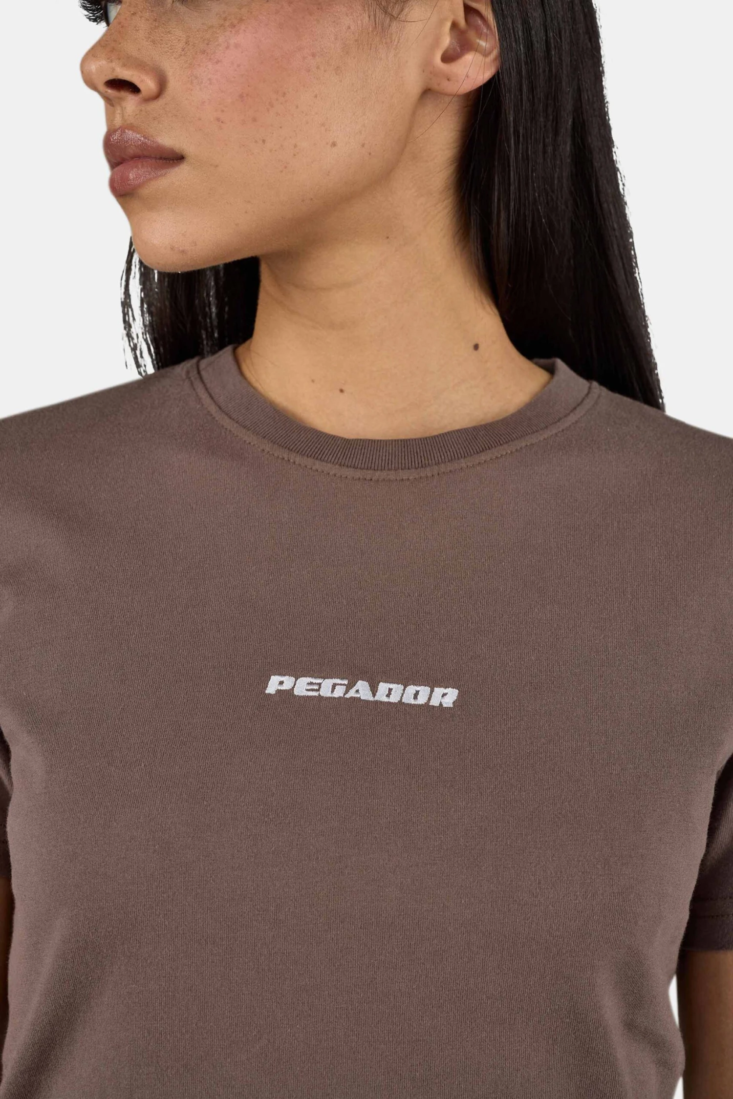 Ines Cropped Baby Tee Washed Cozy Brown White 5 Ines Cropped Baby Tee Washed Cozy Brown White - Image 5