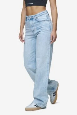 Lora Wide Leg Jeans Washed Light Blue -Pegador Sale Store PGDR Next Wave E COMMERCE WMNS PANTS DAY 24549